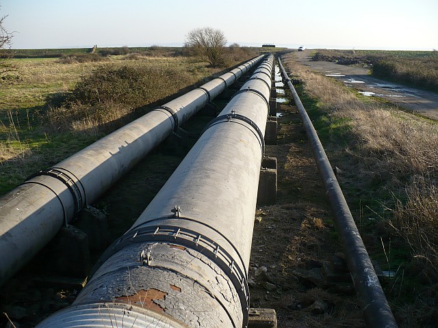 british_steel_pipeline_caldicot_level_-_geograph_org_uk_-_689097