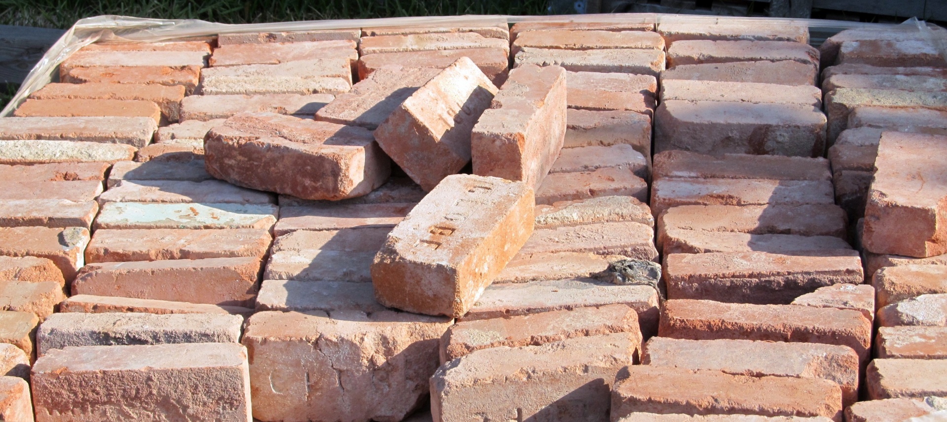 construction-brick-stack